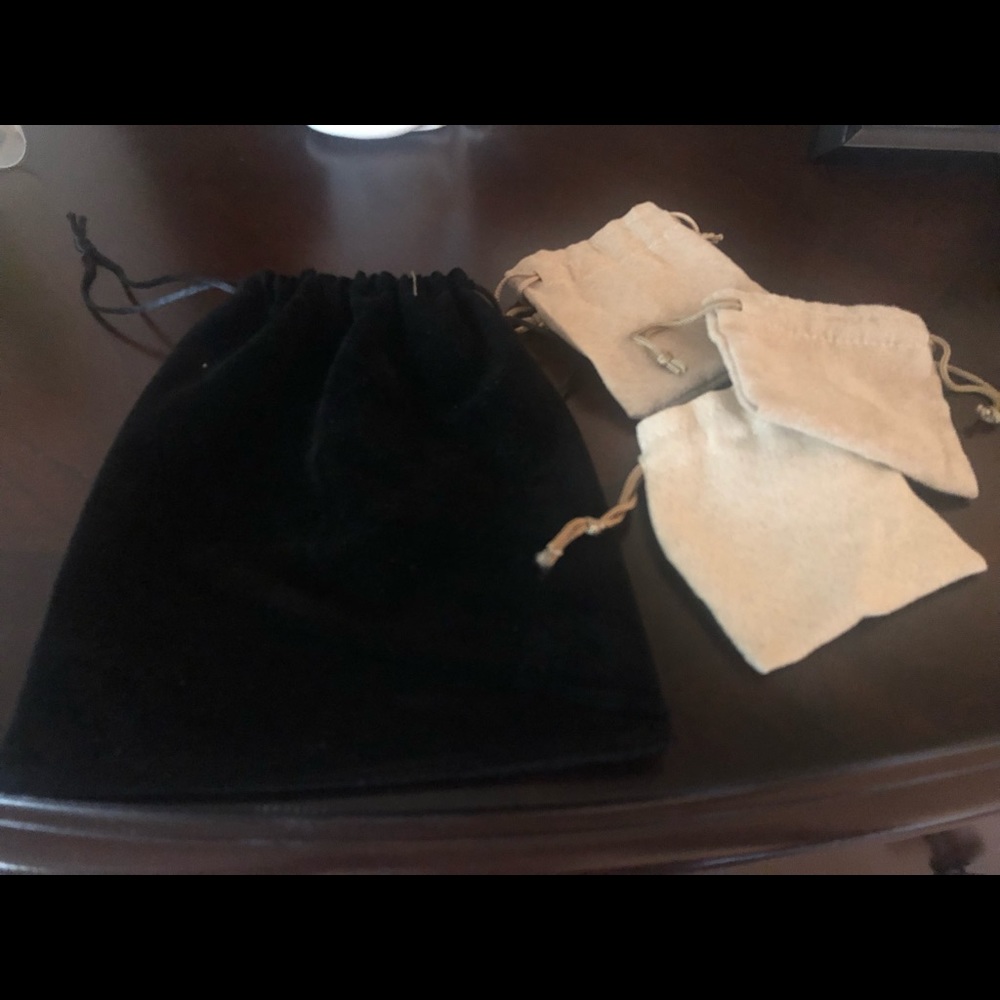 Jewelry pouches